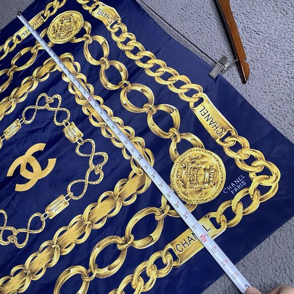 Vintage Chanel 31 Rue Cambon Paris Silk Scarf Navy & Gold Chain Link Design - Picture 6 of 11